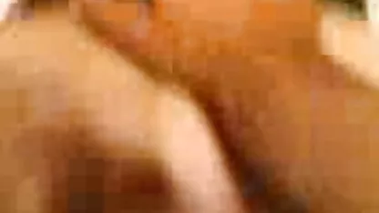 Ella todavía lo porno casero latino en español tiene
