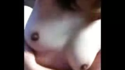 Limpiador pornos en español latino de blusas de plumas